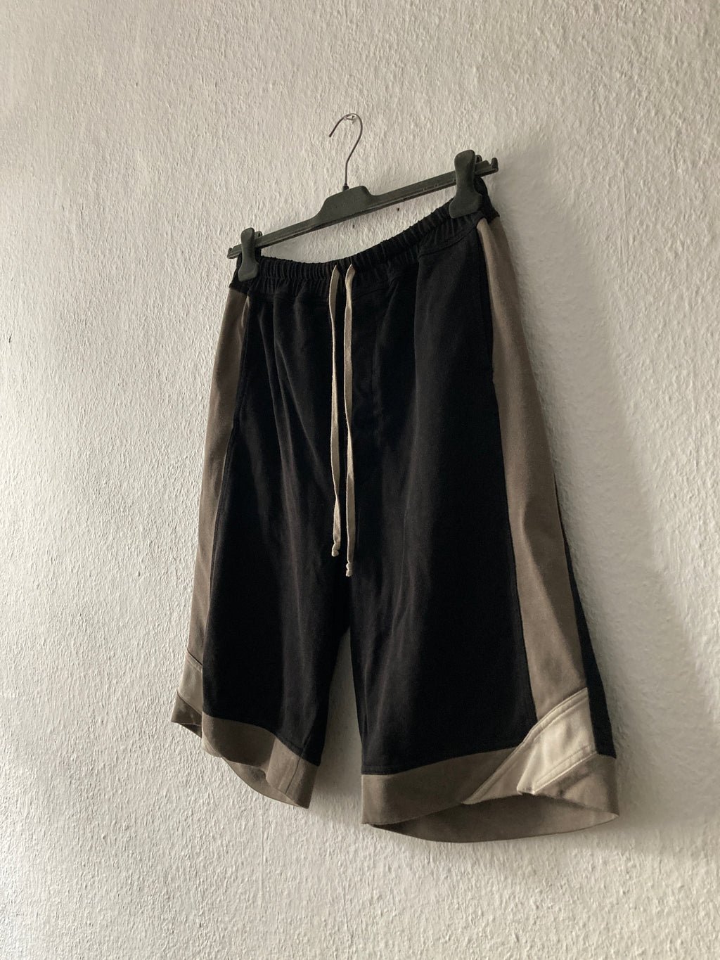 F/W 19 "LARRY" Karloff Viscose & Cotton Jersey Pod Shorts IT48/M/US32