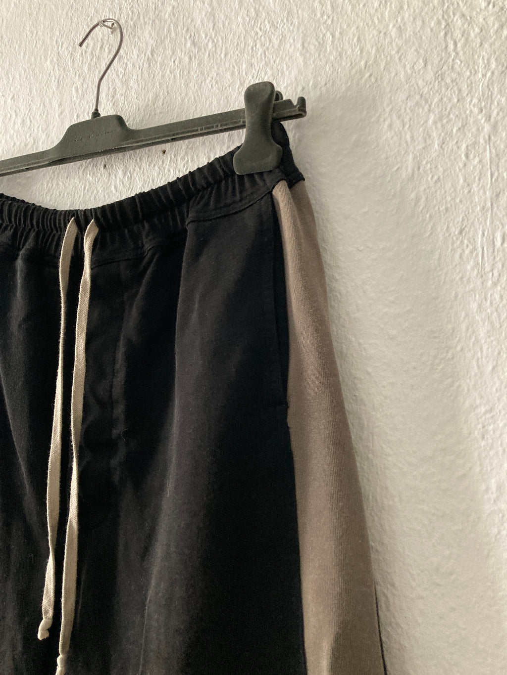 F/W 19 "LARRY" Karloff Viscose & Cotton Jersey Pod Shorts IT48/M/US32