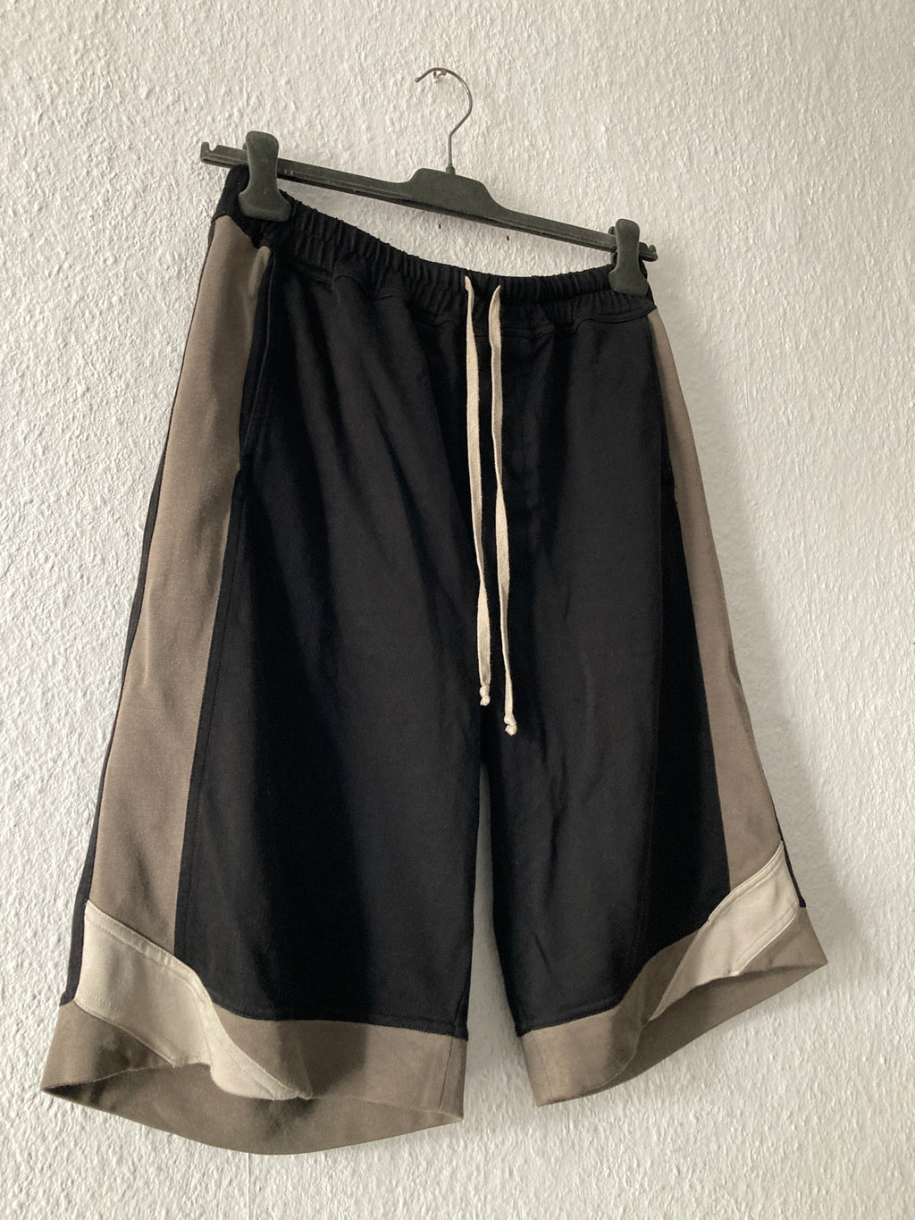 F/W 19 "LARRY" Karloff Viscose & Cotton Jersey Pod Shorts IT48/M/US32