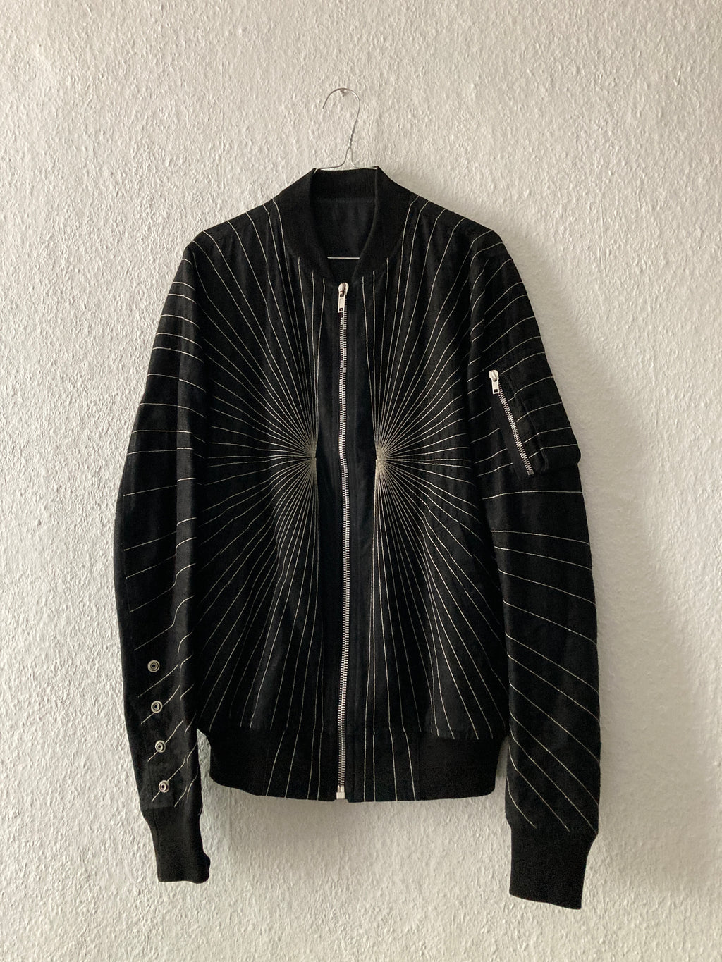 S/S 17 "WALRUS" Radiance Embroidered Bomber Jacket 48/M