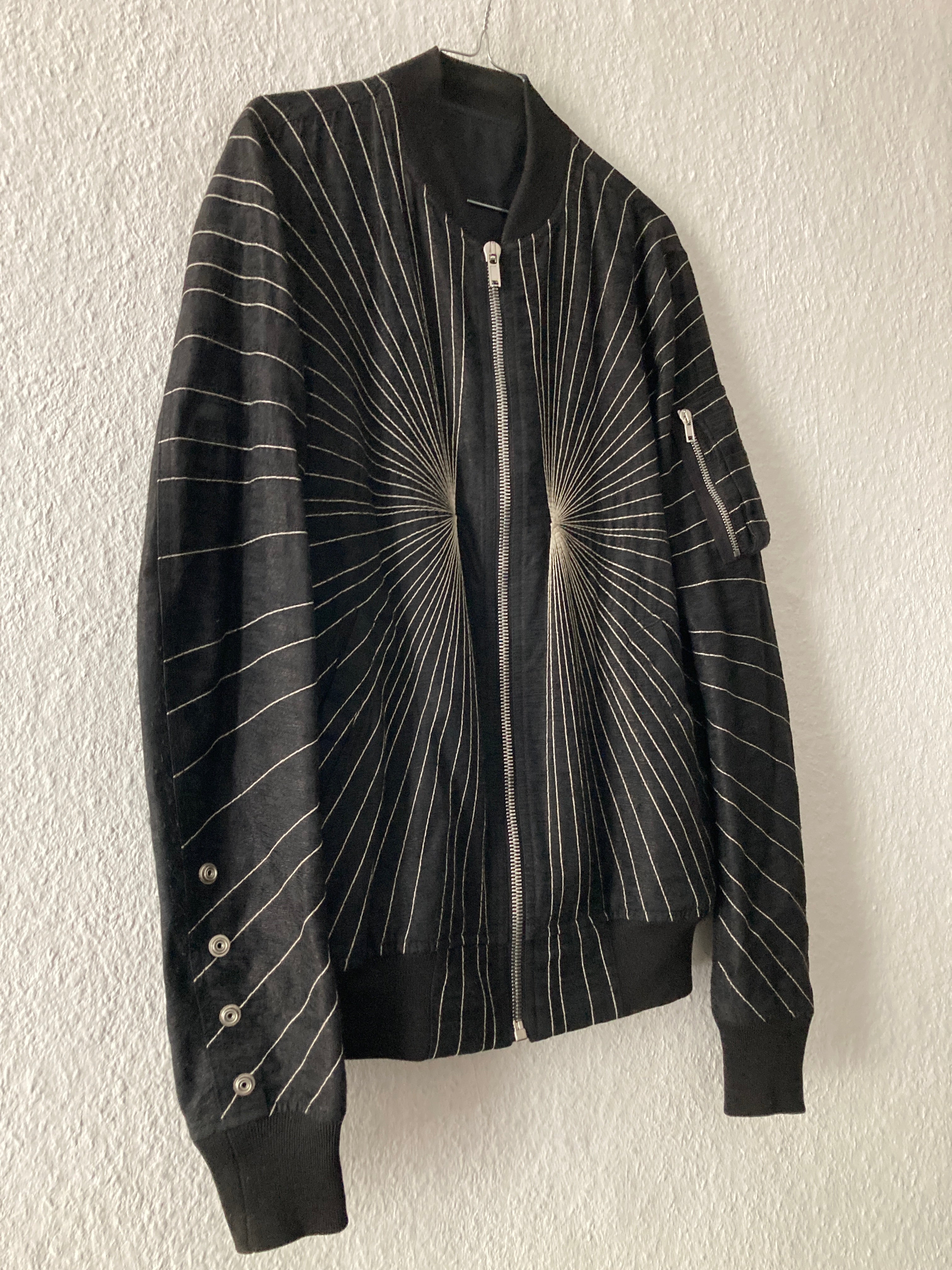 S/S 17 "WALRUS" Radiance Embroidered Bomber Jacket 48/M