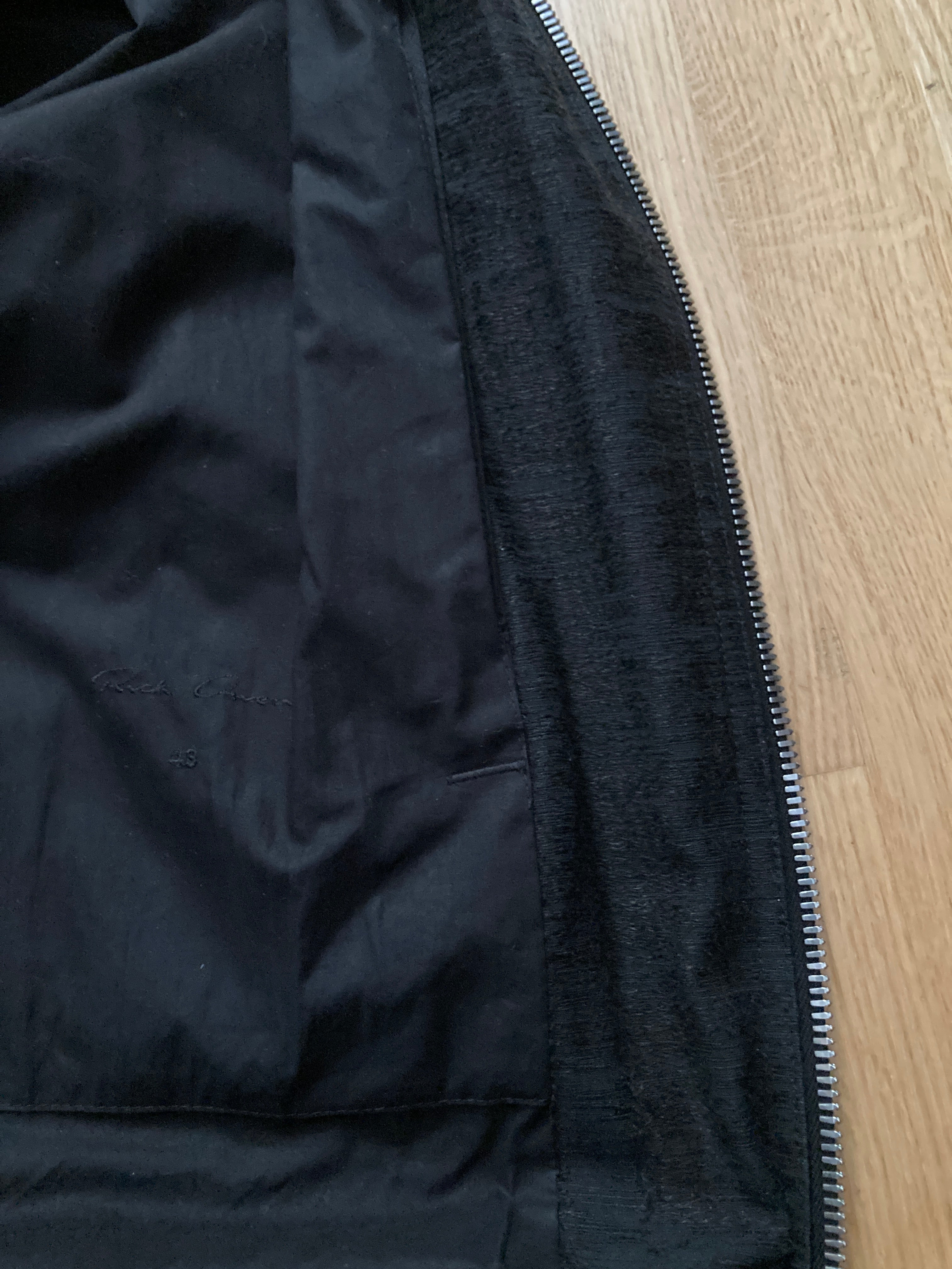 S/S 17 "WALRUS" Radiance Embroidered Bomber Jacket 48/M