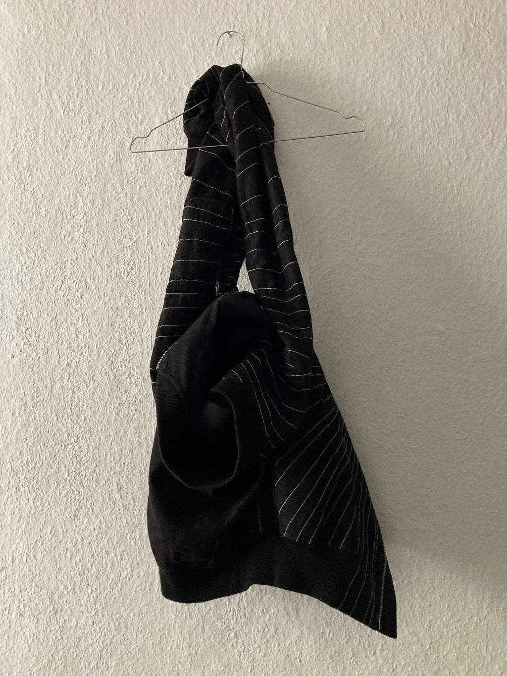 S/S 17 "WALRUS" Radiance Embroidered Bomber Jacket 48/M