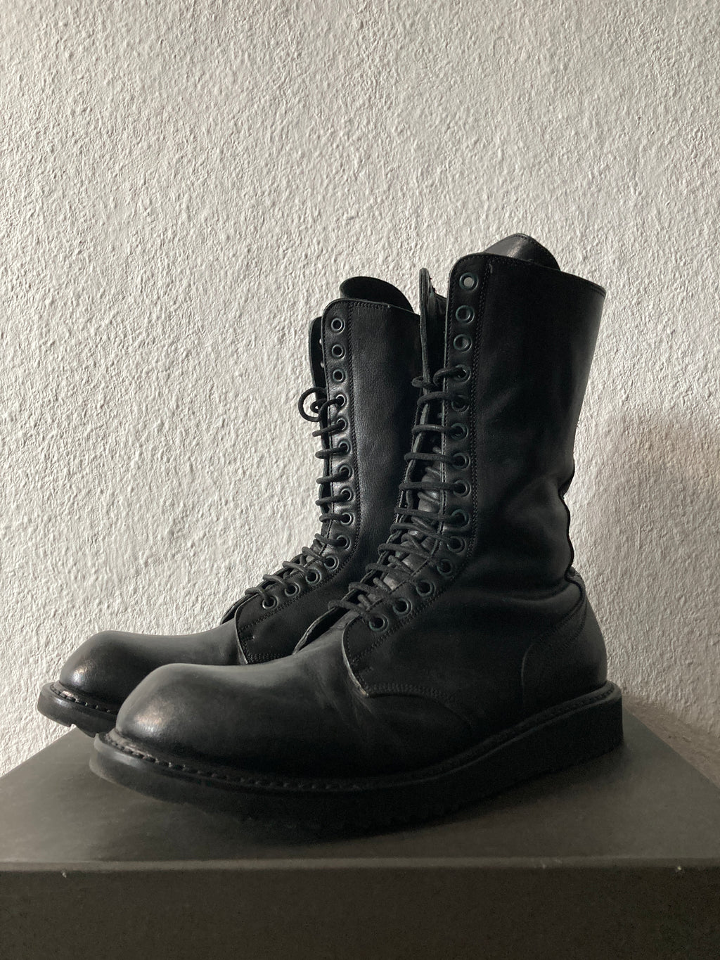 F/W 12 „MOUNTAIN“ Black Flat Sole Combat Boots IT44 Rick Owens