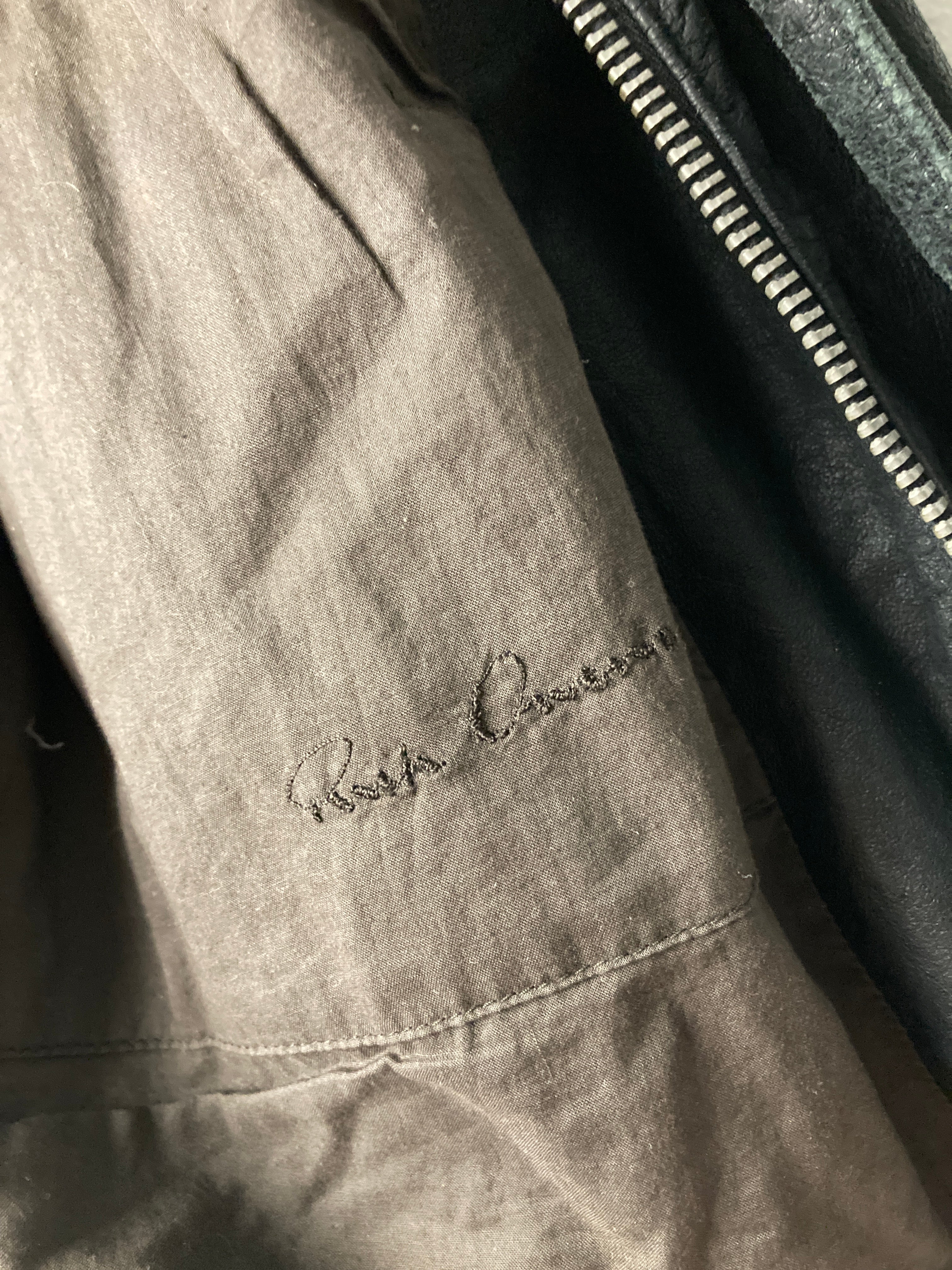 F/W 04 "QUEEN" Blistered Lamb Leather "Fogpocket" Jacket in Black and Size M