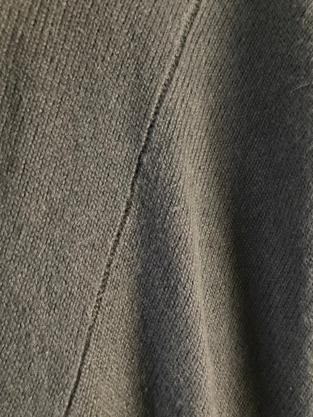 F/W 10 "GLEAM" Asymetrical Cut Baby Alpaca & Silk Knit in Black Size M