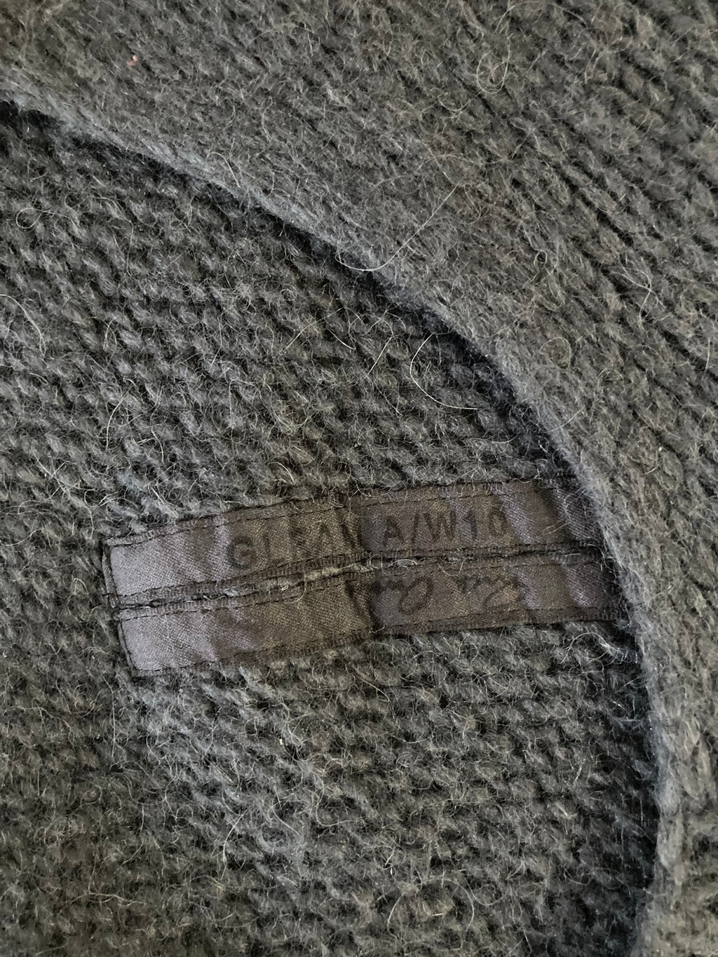 F/W 10 "GLEAM" Asymetrical Cut Baby Alpaca & Silk Knit in Black Size M