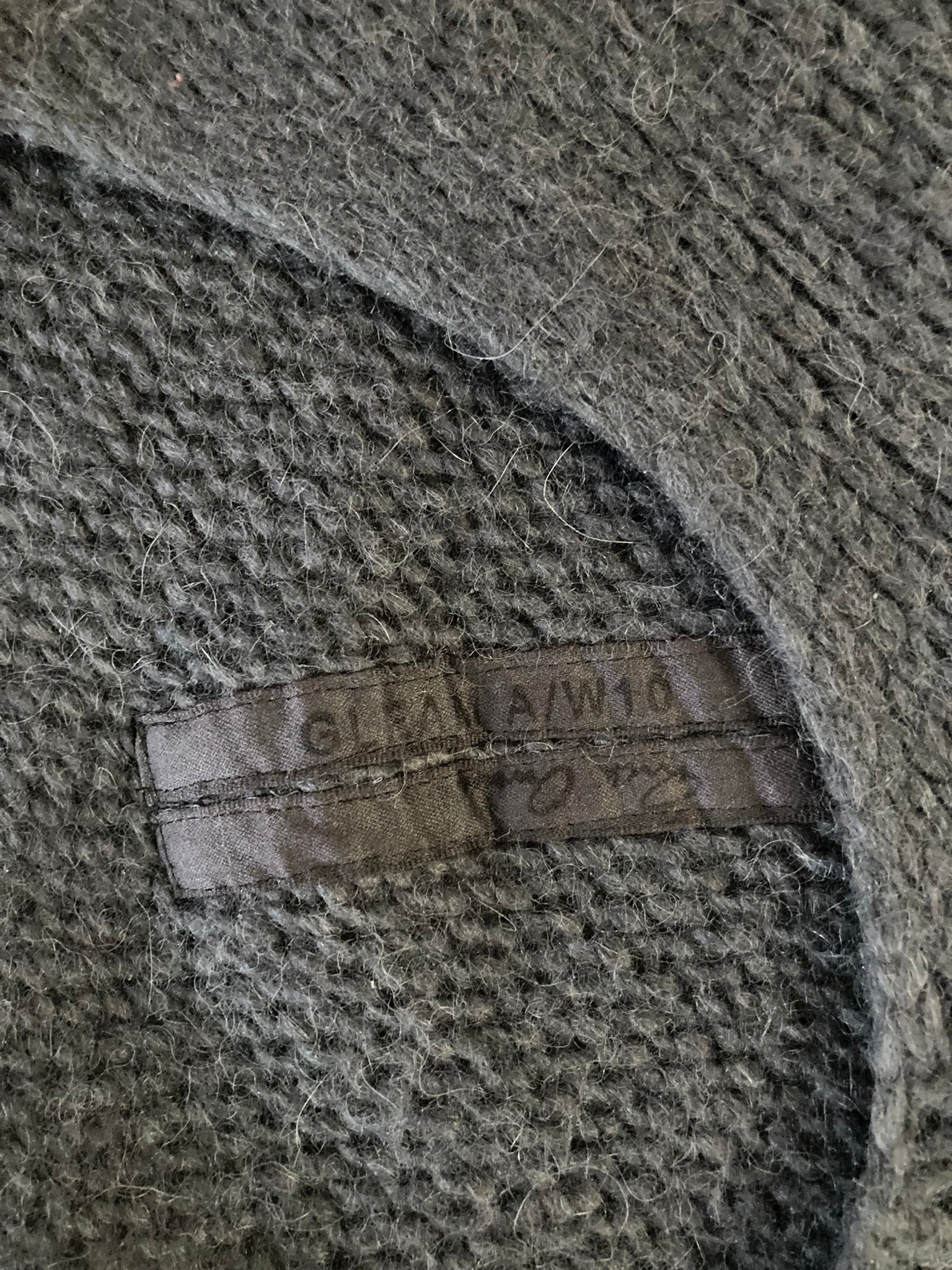 F/W 10 "GLEAM" Asymetrical Cut Baby Alpaca & Silk Knit in Black Size M