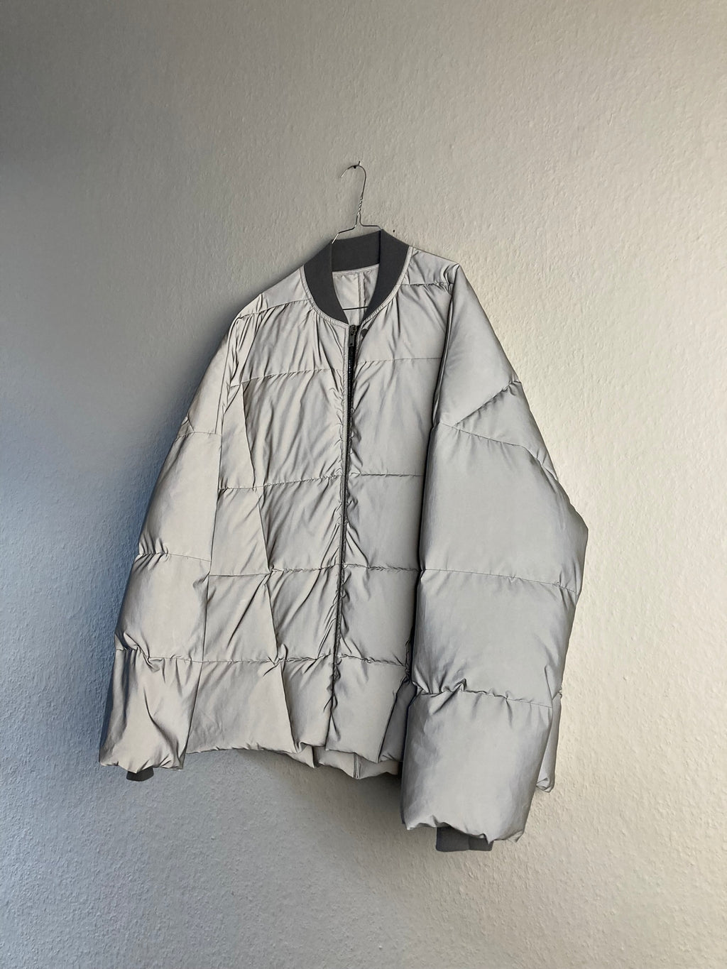 F/W 22 "STROBE" Runway Reflecting Glass Fibre Flight Down-Filled Puffer Jacket in Reflex & Pearl Size 50/M