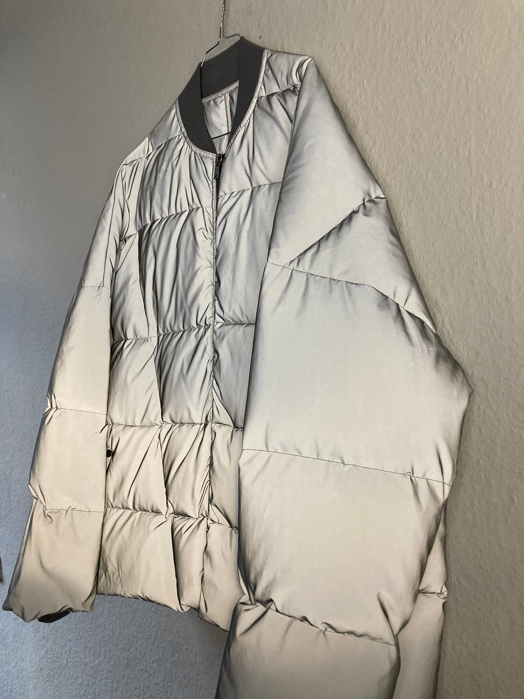 F/W 22 "STROBE" Runway Reflecting Glass Fibre Flight Down-Filled Puffer Jacket in Reflex & Pearl Size 50/M