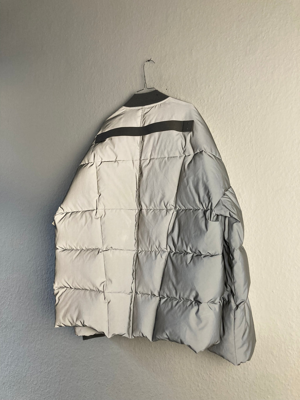 F/W 22 "STROBE" Runway Reflecting Glass Fibre Flight Down-Filled Puffer Jacket in Reflex & Pearl Size 50/M