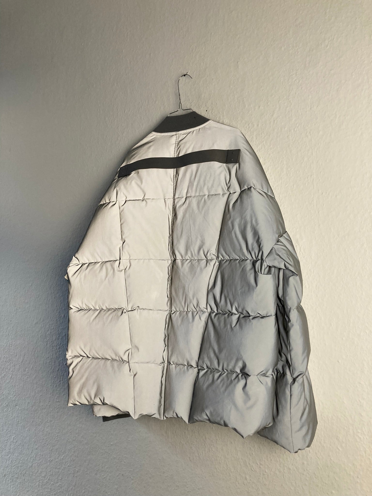 F/W 22 "STROBE" Runway Reflecting Glass Fibre Flight Down-Filled Puffer Jacket in Reflex & Pearl Size 50/M