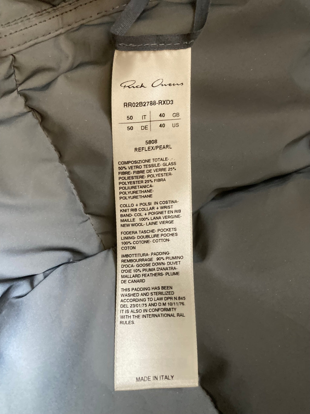 F/W 22 "STROBE" Runway Reflecting Glass Fibre Flight Down-Filled Puffer Jacket in Reflex & Pearl Size 50/M