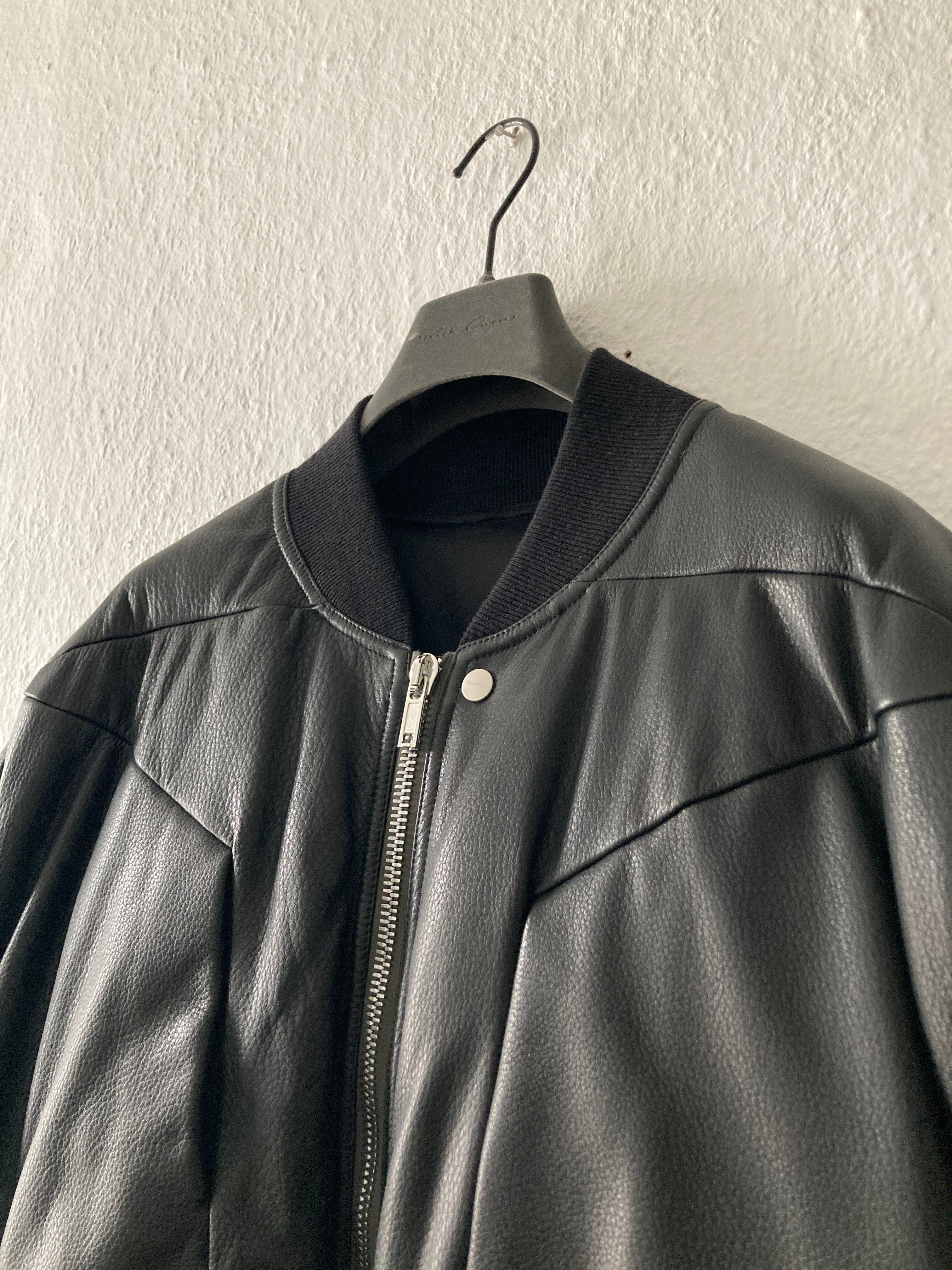 F/W22 "STROBE" Runway Fog Leather Down Bomber Jacket Rick Owens