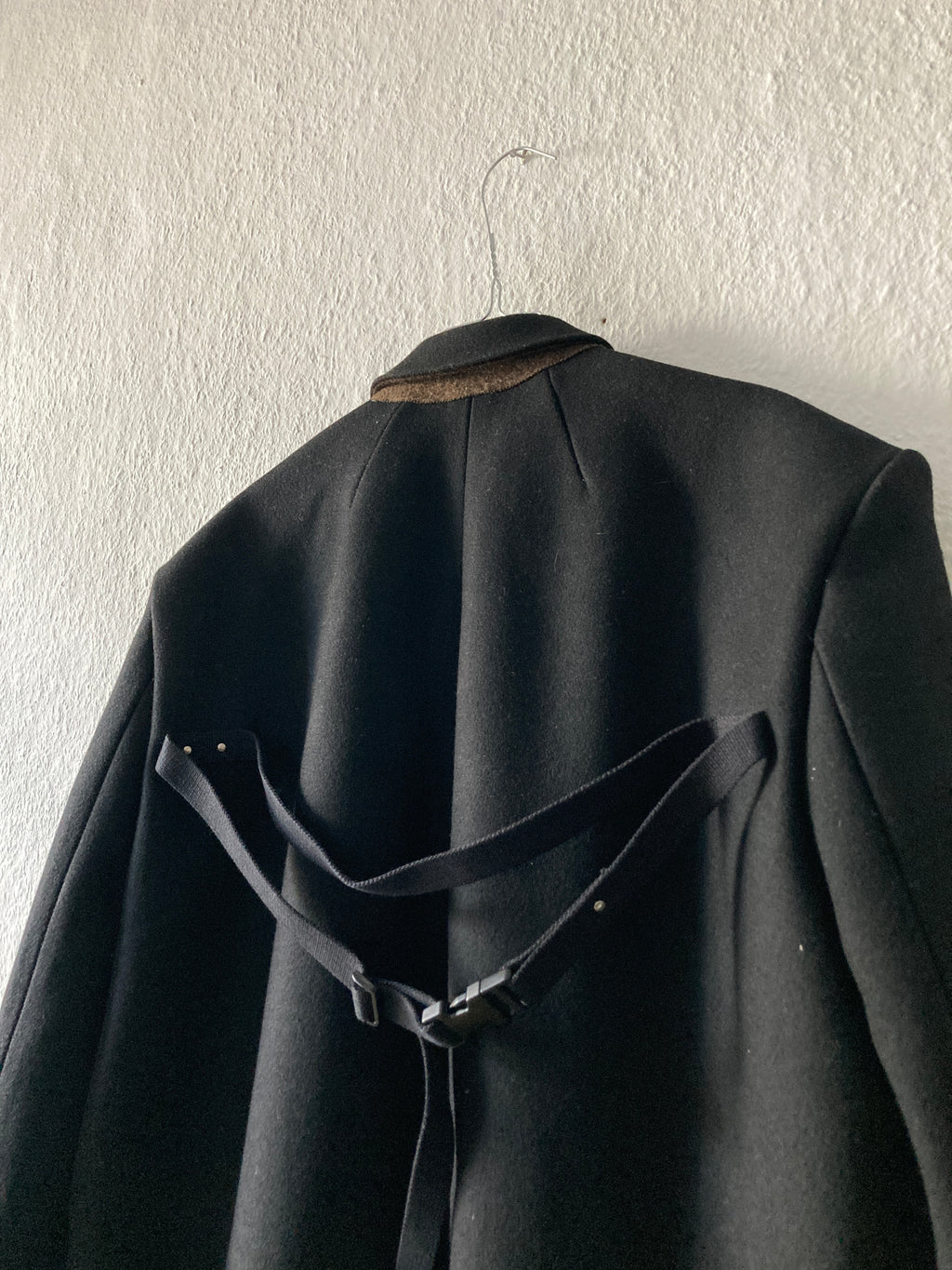 F/W 22 "STROBE" Runway Jumbo Tatlin Heavy Wool Jacket IT48/M