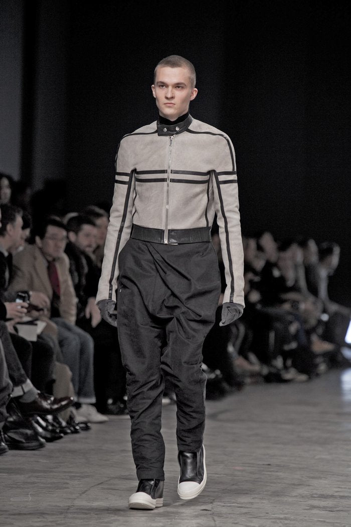 F/W 12 "MOUNTAIN" Cropped Runway Suede Calf Leather Jacket in Black & Pearl Size 52/L